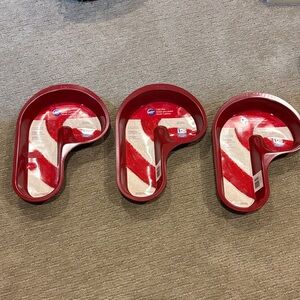 NEW Wilton Red Candy Cane Bake Pan: Have your own British Bake-Off Christmas